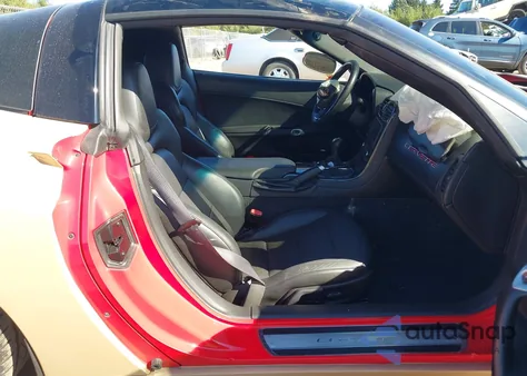 2012 Chevrolet Corvette z USA, uszkodzony, nr VIN 1G1YB2DW8C5101245